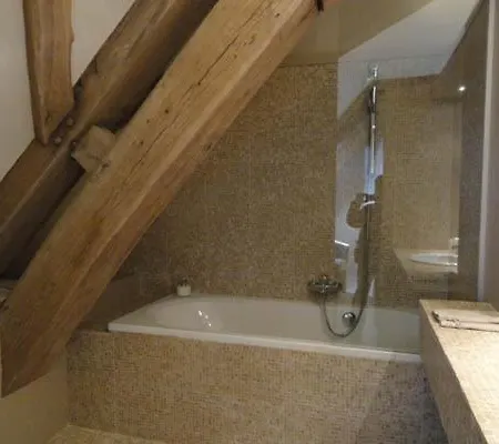 Chateau De Vierset-Barse