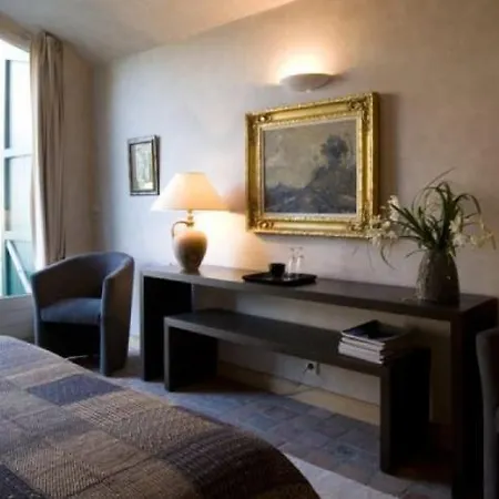 Hotel Chateau De Vierset-Barse