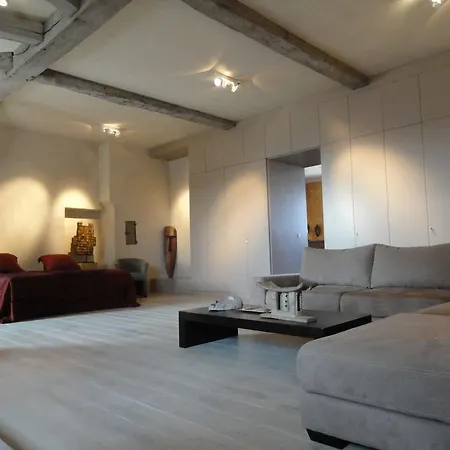 Chateau De 3*